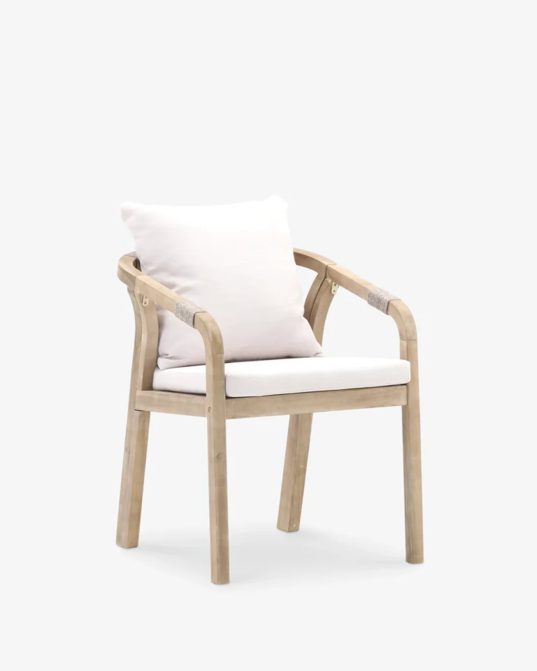 Chaise d’extérieur en bois beige et corde