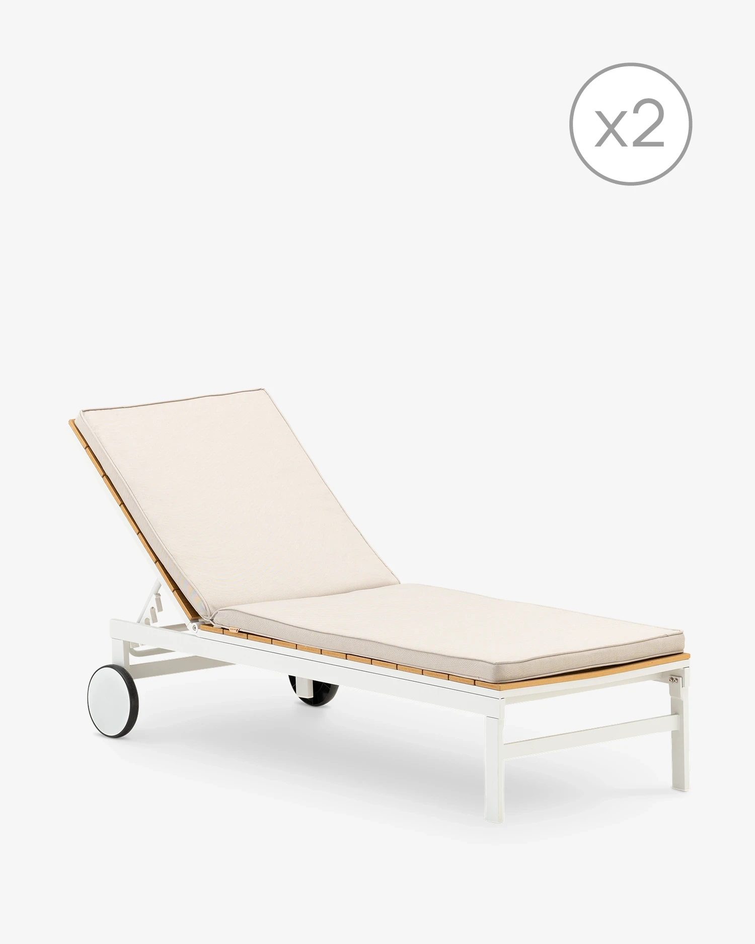 White imitation wood lounger