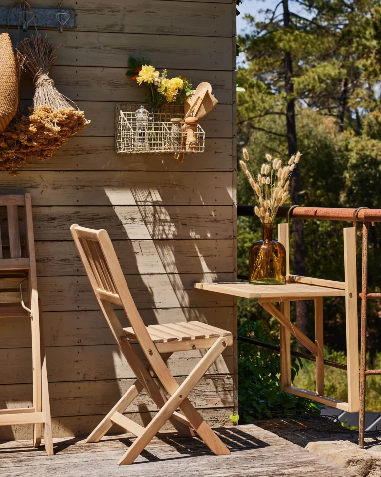 Folding wooden balcony chair