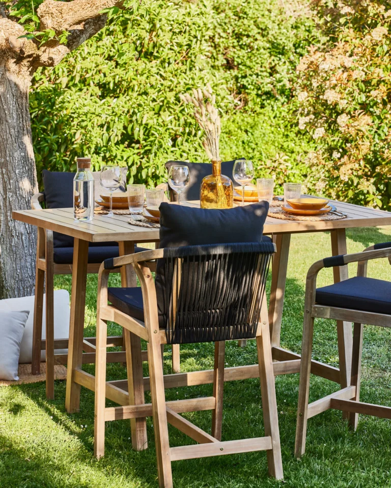 Pack of 2 garden stools wood and black rope