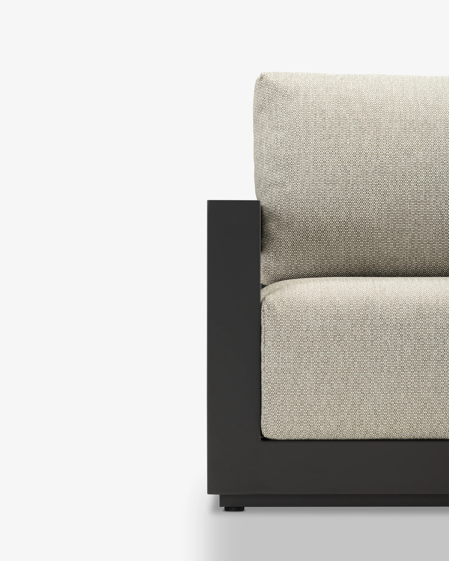 Anthracite garden armchair and gray cushion