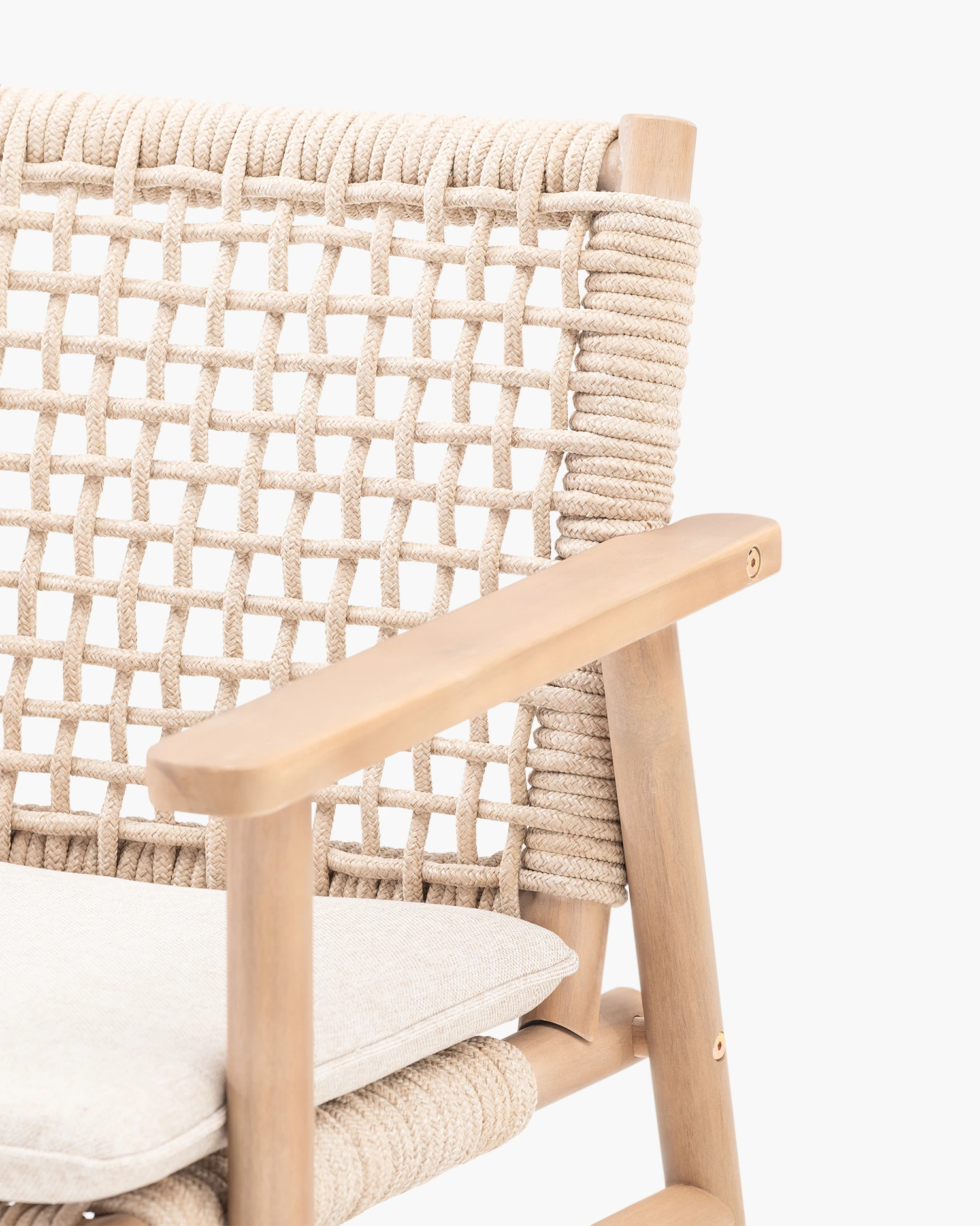 Silla de jardín madera y cuerda beige