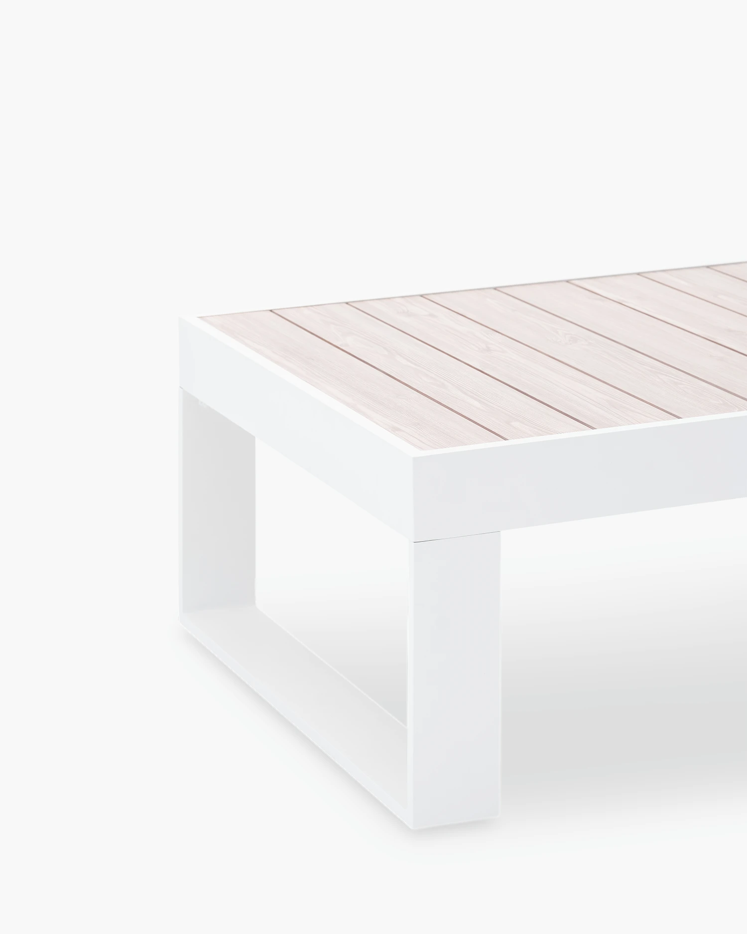 Mesa baja de exterior blanca en aluminio imitación madera