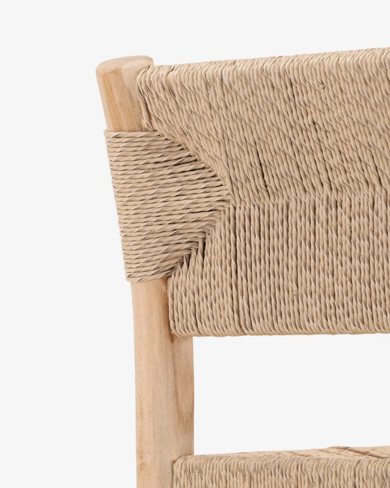 Silla de teca y ratán beige