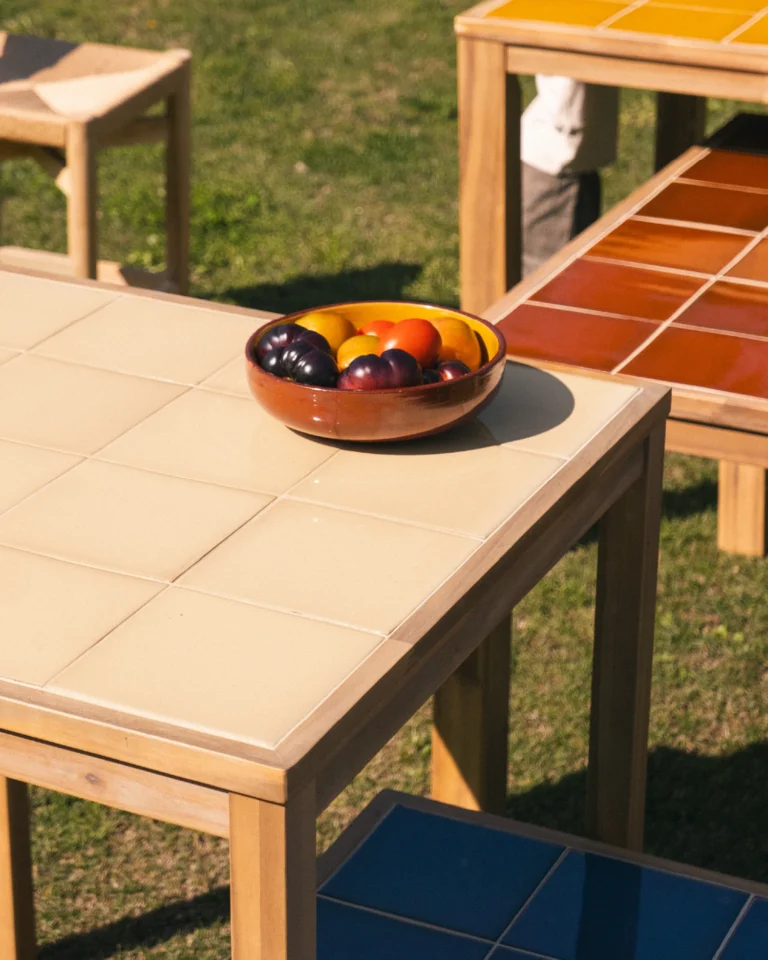 Mesa alta bar rectangular madera y cerámica artesanal 127x66x90