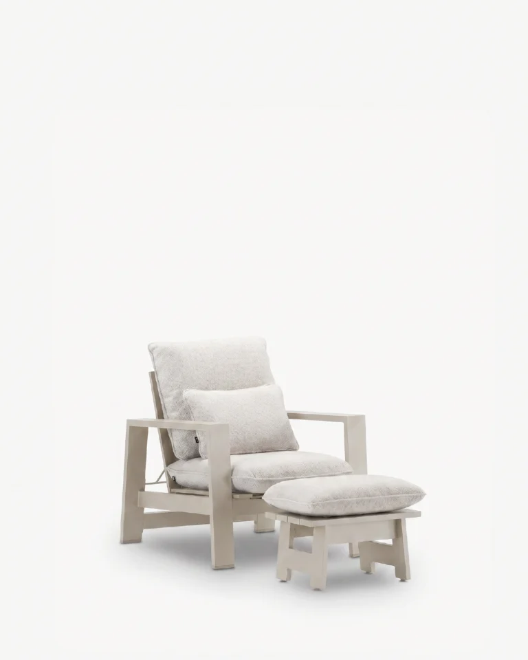 Sillón de aluminio respaldo reclinable con reposapiés